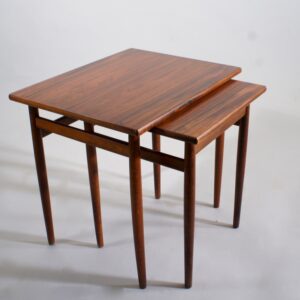 Nesting table in rosewood. Söwe, Sweden. 55x40, height 45 cm. Satsbord jakaranda Wigerdals Värld