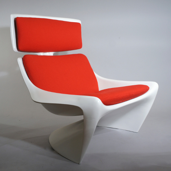 Sten Østergaard for Cado, Denmark. ¨The President lounge chair¨ .Lounge chair in fiber glass with new upholstering in wool. Repainted. w 87, d 90, h 86 cm. Glasfiber fåtölj Wigerdals Värld