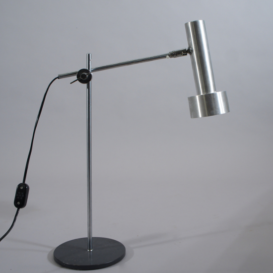 Table lamp in aluminum. 1960's. Maker unknown. Height 35 cm Skrivbordslampa, aluminium, Wigerdals Värld