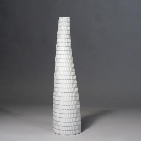 Stig Lindberg for Gustavsberg. Vase in stoneware. ¨ Reptil ¨. Height 31 cm. Wigedals Värld