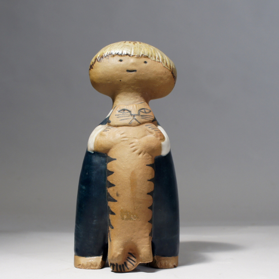 Lisa Larson for Gustavsberg. ¨Pelle¨, ceramic figurine 1961. Height 20 cm. Värld Lisa Larson for Gustavsberg. ¨Pelle¨, ceramic figurine 1961. Height 20 cm.