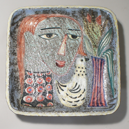 Mari Simmulson for Upsala Ekeby, Sweden. Ceramic plate . 27x27 cm. Wigerdals Värld