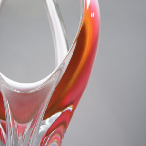 Paul Kedelv for Flygsfors, Sweden. Signed glass scultpture "Coquille"