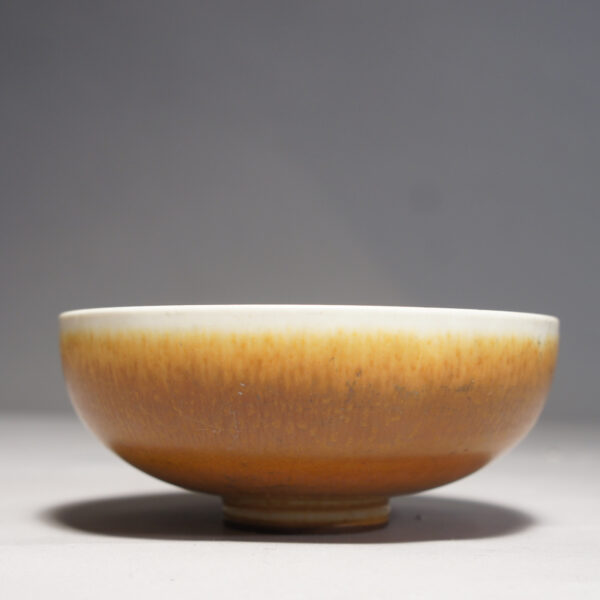 Berndt Friberg for Gustavsberg, Sweden. Bowl in stoneware with harefur glaze. 1965.