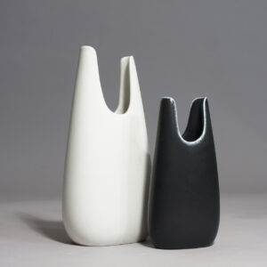 Gunnar Nylund for Rörstrand. "Caolina". Signed vases in stoneware.