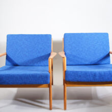 Folke OlFolke Ohlsson for Dux, Sweden. "USA 75". Easy chairs in teak with new seatings with vintage wool fabric and new rubber bottom.