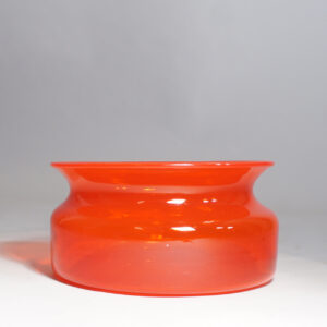 Erik Höglund for Kosta. Signed bowl in red glass.