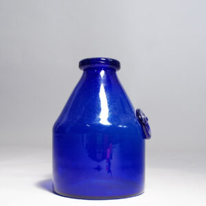 Erik Höglund for Kosta, Sweden, bottle/vase in glass.
