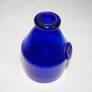 Erik Höglund for Kosta, Sweden, bottle/vase in glass.