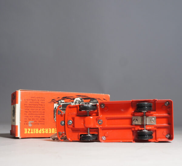 Tekno Denmark 459. Falck Volvo Fire Engine Brandbil