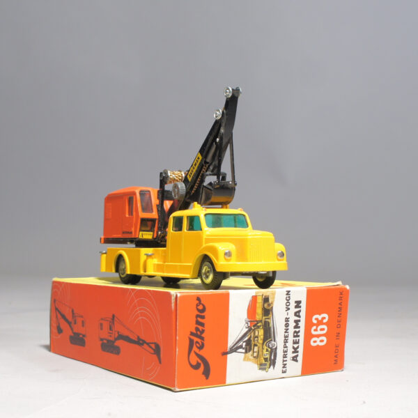Entreprenør-vogn med gravko, Åkerman. Tekno Denmark. 863. box. Kartong.