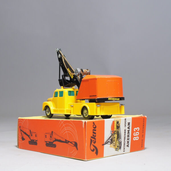 Entreprenør-vogn med gravko, Åkerman. Tekno Denmark. 863. box. Kartong.