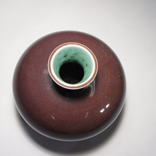 Berndt Friberg for Gustavsberg. Vase in stoneware in glossy glaze.