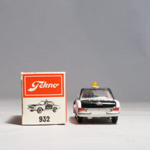 Tekno Denmark 932. Mercedes Benz 230 SL Police car. polisbil. Mint in box.