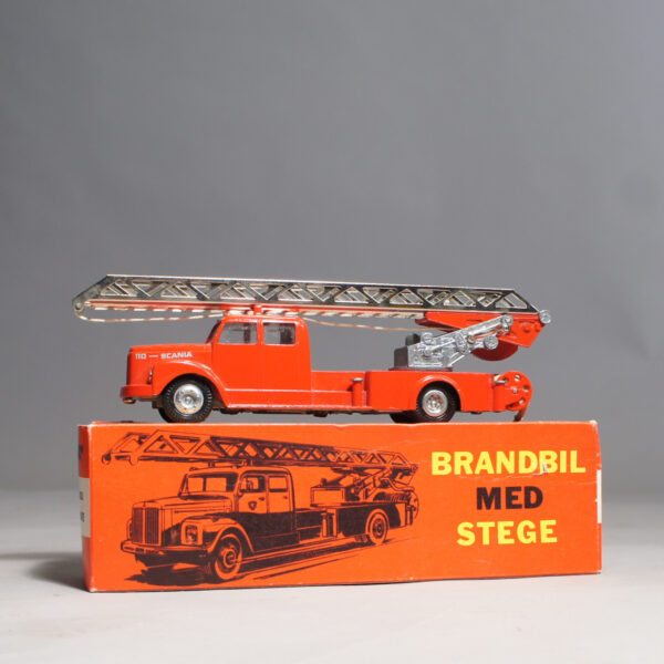 Tekno Denmark. Scania-Vabis Stegbil Brandbil. Stigebrandsprøjte. Mint in box