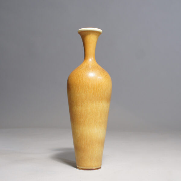 Berndt Friberg for Gustavsberg. Vase in stoneware in harefur glaze.