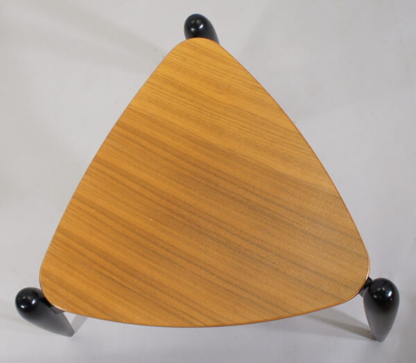 Ilmari Tapiovaara "Tale" by Artek, Finland 2012. Stool in teak painted wood. pall Wigerdals Värld