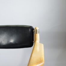 Børge Mogensen for Karl Andersson & Söner. Armchair in oak with seat and back in leather. Karmstol i ek och läder Wigerdals