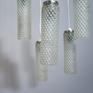 Ceiling lamp in chrome with 5 shades i glass. Wigerdals Värld taklampa i krom glas 70-tal.