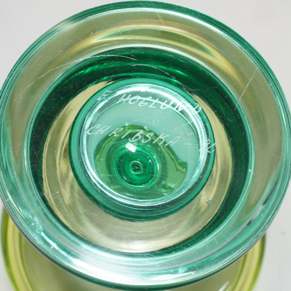 Erik Höglund fro Chribska, Tjeckien -92. Bowl in glass. glasSkål på fot. Wigerdals Värld