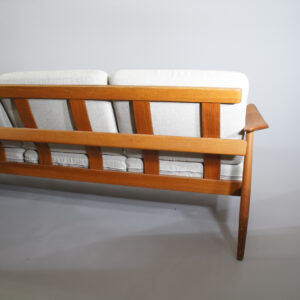 Arne Vodder for France & Son. Sofa in teak. Soffa i teak. Danmark. Wigerdals Värld