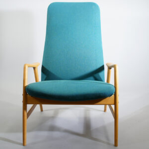 Easy chair by Alf Svensson for Dux, Sweden. "Contour". 1955 Fåtölj nyklädd. Wigerdals.com