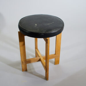 Uno & Östen Kristiansson for Luxus. Stool in oak and seat in leather Pall i ek läder sits. Wigerdals Värld