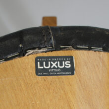 Uno & Östen Kristiansson for Luxus. Stool in oak and seat in leather. Pall i ek med lädersits. Wigerdals.com