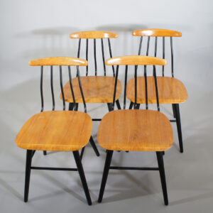 Albin Johansson 4 dining chair in teak and black wood. Matstolar, Wigerdals