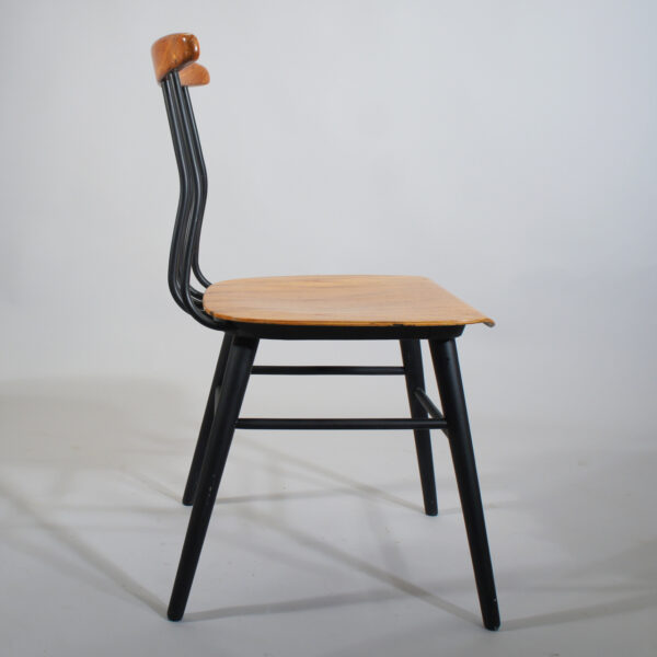 Albin Johansson 4 dining chair in teak and black wood. Matstolar wigerdals