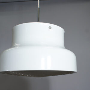 Ceiling lampa in metall. "Bumling" Anders Pehrson for Ateljé Lyktan. White. Vit taklampa Wigerdals