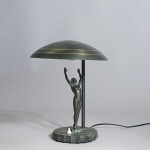 Art Deco table lamp in bronze. Sweden 1920-30's. Bordslampa i brons art deco 1920-30tal. Wigerdals