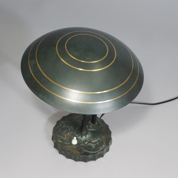 Art Deco table lamp in bronze. Sweden 1920-30's. Bordslampa i brons art deco Wigerdals