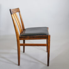 Four side chairs in rosewood/palisander with seats in leather. Matstolar i jakaranda sits i läder Wigerdals