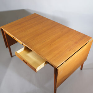 Troeds, Sweden. Dining table/ working desk in teak. Mat-/skrivbord klaffbord Wigerdals