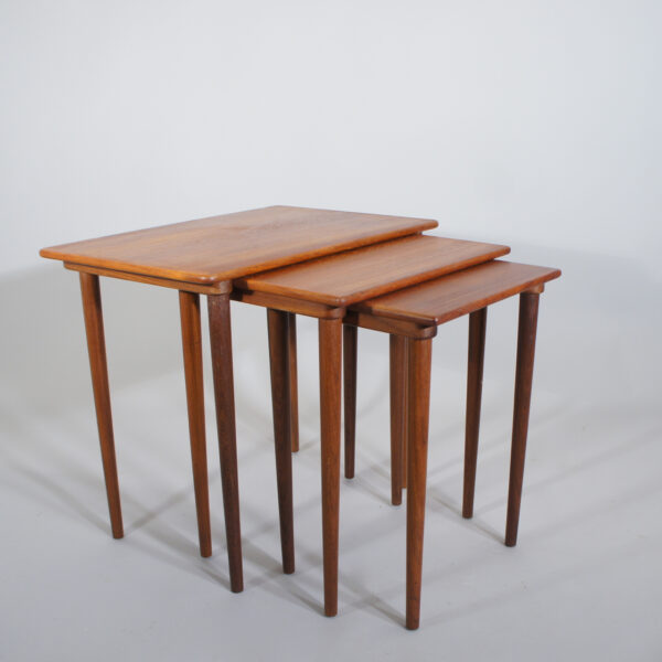 1960's three piece nesting table in teak. Satsbord Wigerdal