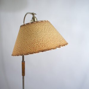 1930's table lamp in chrome, mahogany and shade in perchment. Wigerdals golvlampa 1930tal Wigerdals