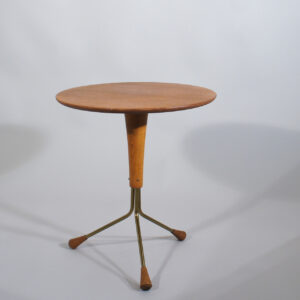 1950's side table in teak. Lampbord 1950tal wigerdal.com