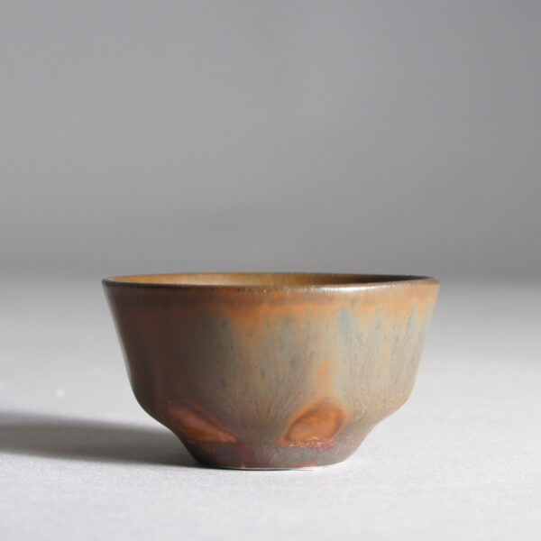 arl-Harry Stålhane for Rörstrand, Sweden. Miniature Ceramic bowl with harefur glaze. miniatyrskål harpälsglasyr wigerdals.se
