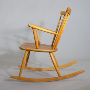 Rocking chair in birch and teak by Forshaga Möbelfabrik, Sweden. Gungstol i björk och teak. Wigerdals Värld