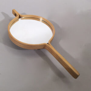 Hand mirror in beech by Hans Agne Jakobsson "S 17". Handspegel Wigerdals Värld