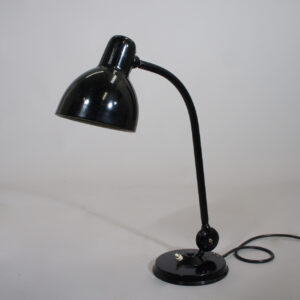 1930's desk lampa in black paint. Working lamp. Skrivbordslampa funkis 1930tal wigerdals värld