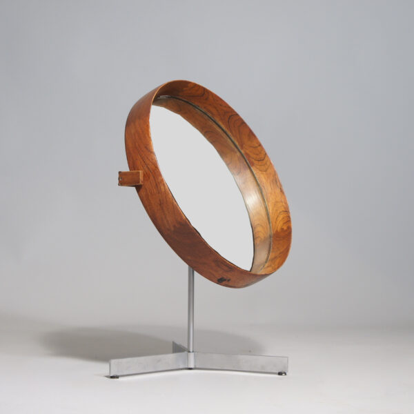 Uno & Östen Kristiansson for Luxus, Sweden. Mod 406. Table mirror in rosewood and steel. Bordsspegel i borstat stål och jakaranda. Wigerdals.se