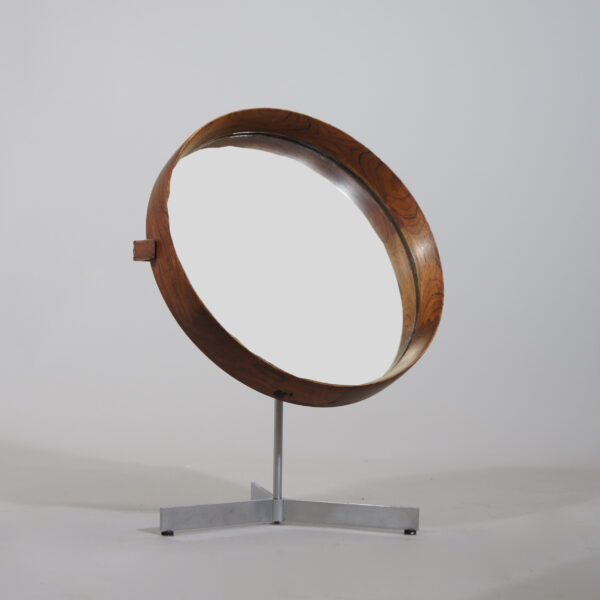Uno & Östen Kristiansson for Luxus, Sweden. Mod 406. Table mirror in rosewood and steel. Bordsspegel i jakaranda och borstat stål Wigerdals Värld