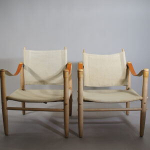 Elias Svedberg for Nordiska Kompaniet. Safari chair in beech, canvas and leather. Safaristol NK Wigerdals