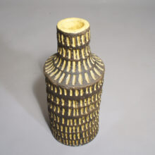 Vase from Gabriel, Sweden. "Chamotte". Wigerdals Värld