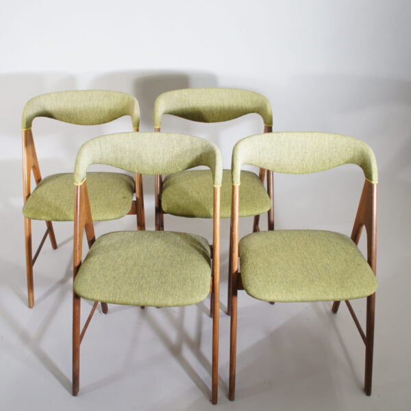 4 danish dining chairs in teak. 1950's. 4 st matstolar i teak Wigerdals