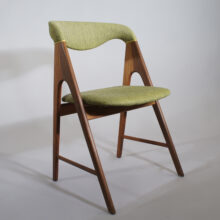 4 danish dining chairs in teak. 1950's. 4 st matstolar i teak Wigerdals V'rld
