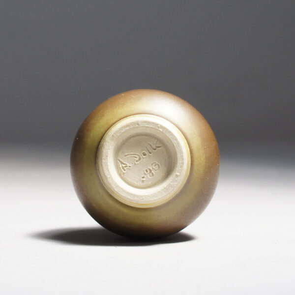 Anders Dolk, Bältarbo Sweden. Signed minature vase in stoneware with harefur glaze.