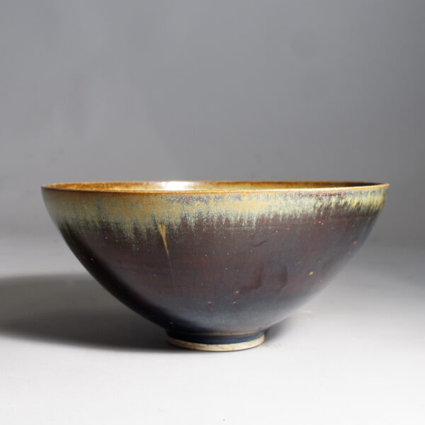 Anders Dolk, Bältarbo Sweden. Signed bowl in stoneware with glossy glaze. Skål i stengods Wigerdal.